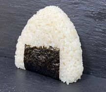 Онигири с курицей