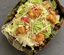 Салат Цезарь с курицей