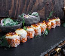 Креветка под сырной шапочкой