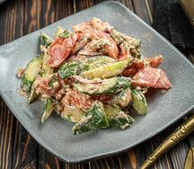 Салат по-кавказски с орехом