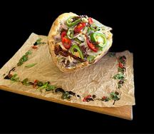 Кипрская пита с рваной говядиной