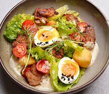 Салат с куриной печенью