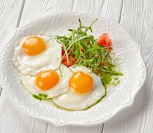 Яичница глазунья