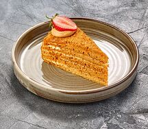 Медовик с грецким орехом