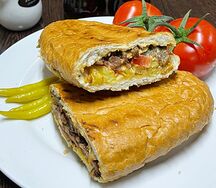 Донер в батоне куриный