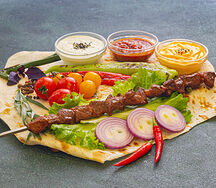 Шашлык из баранины в лаваше ики-бир