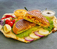 Шаурма в пите с курицей