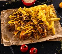 Фирменный фри-бокс с курицей