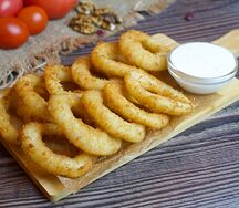 Луковые кольца в панировке
