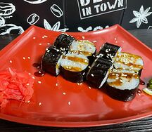 Классический ролл с угрем