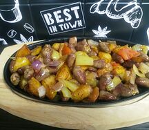 Жаркое с куриными сердечками