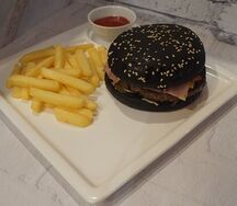 Black бургер с беконом