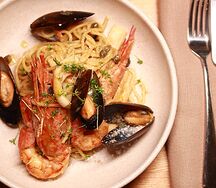 Спагетти Фрутти ди Маре со сливочным соусом