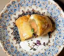 Веллингтон Лосось со шпинатом и щучьей икрой