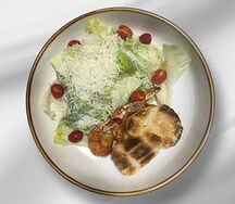 Цезарь с тигровыми креветками