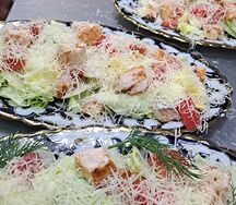 Цезарь с курицей