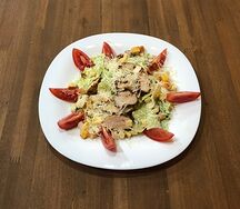 Цезарь с курицей
