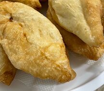 Пирожок жареный с картофелем