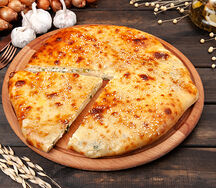 Пирог с яйцом и зеленым луком