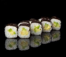 Маки с авокадо