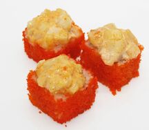 Запеченный ролл Калифорния с гребешком