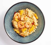 Паровой рис с морепродуктами
