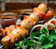 Картофель на мангале