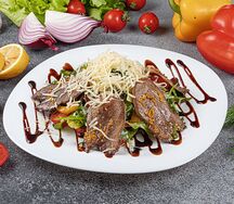 Теплый салат с языком