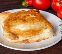 Слойка с ветчиной