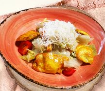 Салат Цезарь с курицей