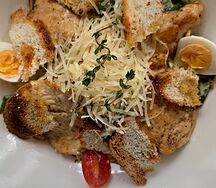 Цезарь с курицей