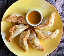 Японские жареные гёдза с курицей