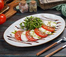 Салат капрезе