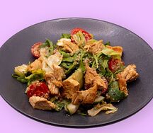 Салат с курицей и киноа