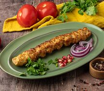 Люля-кебаб из курицы на углях