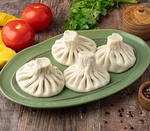 Хинкали с сыром сулугуни и имеретинским