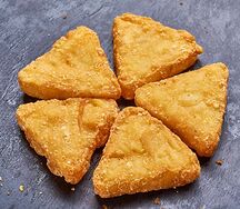 Картофельные треугольники с сыром внутри