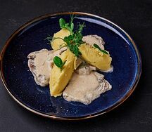 Медальоны из говяжьей вырезки с булгуром