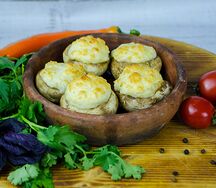 Грибы на кеци с сыром