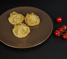 Манты с говядиной и бараниной