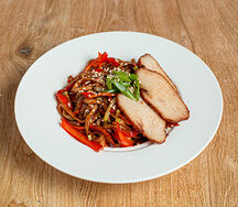 Вок с курицей