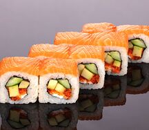 Ролл Вест Калифорния