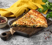 Пирог Raxaт с зеленью