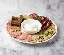 Мясные деликатесы