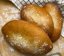 Булочка с яблоком