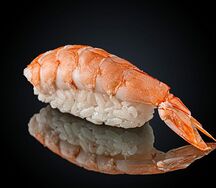 Суши с креветкой