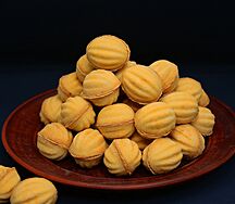 Орешки со сгущенкой