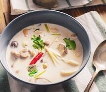 Том кха с курицей