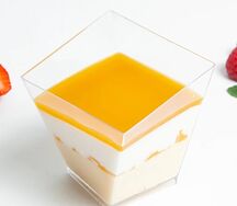 Десерт Мусс из манго в стакане