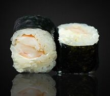 Ролл с креветкой и сыром